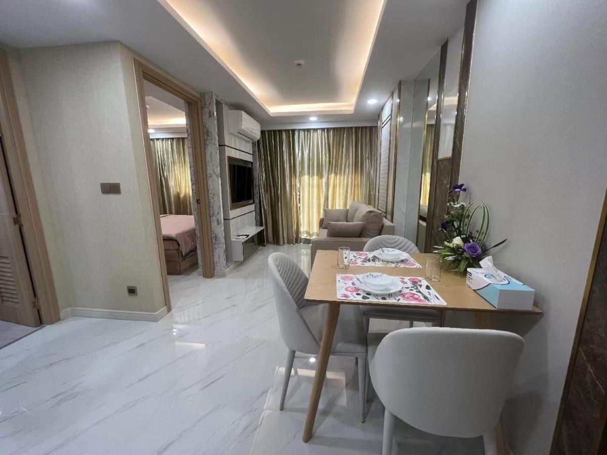 Romantic Beach Apartment芭堤雅水系高档酒店式公寓可做饭 Jomtien Beach Exterior foto
